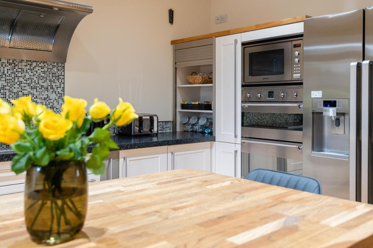 138 North Street - Luxury 2 Bed 2 Bath With Secret Garden, Summerhouse, Putting Green St Andrews Exteriör bild