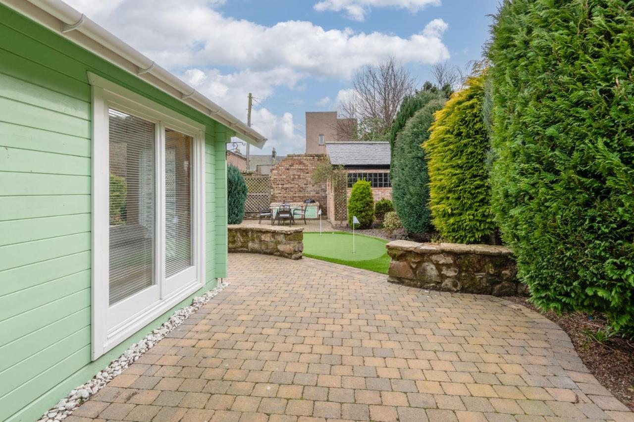 138 North Street - Luxury 2 Bed 2 Bath With Secret Garden, Summerhouse, Putting Green St Andrews Exteriör bild