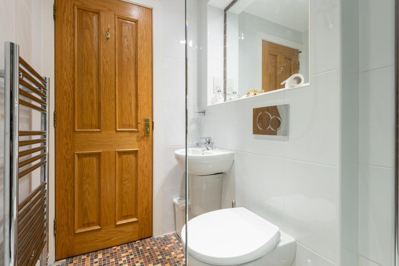 138 North Street - Luxury 2 Bed 2 Bath With Secret Garden, Summerhouse, Putting Green St Andrews Exteriör bild