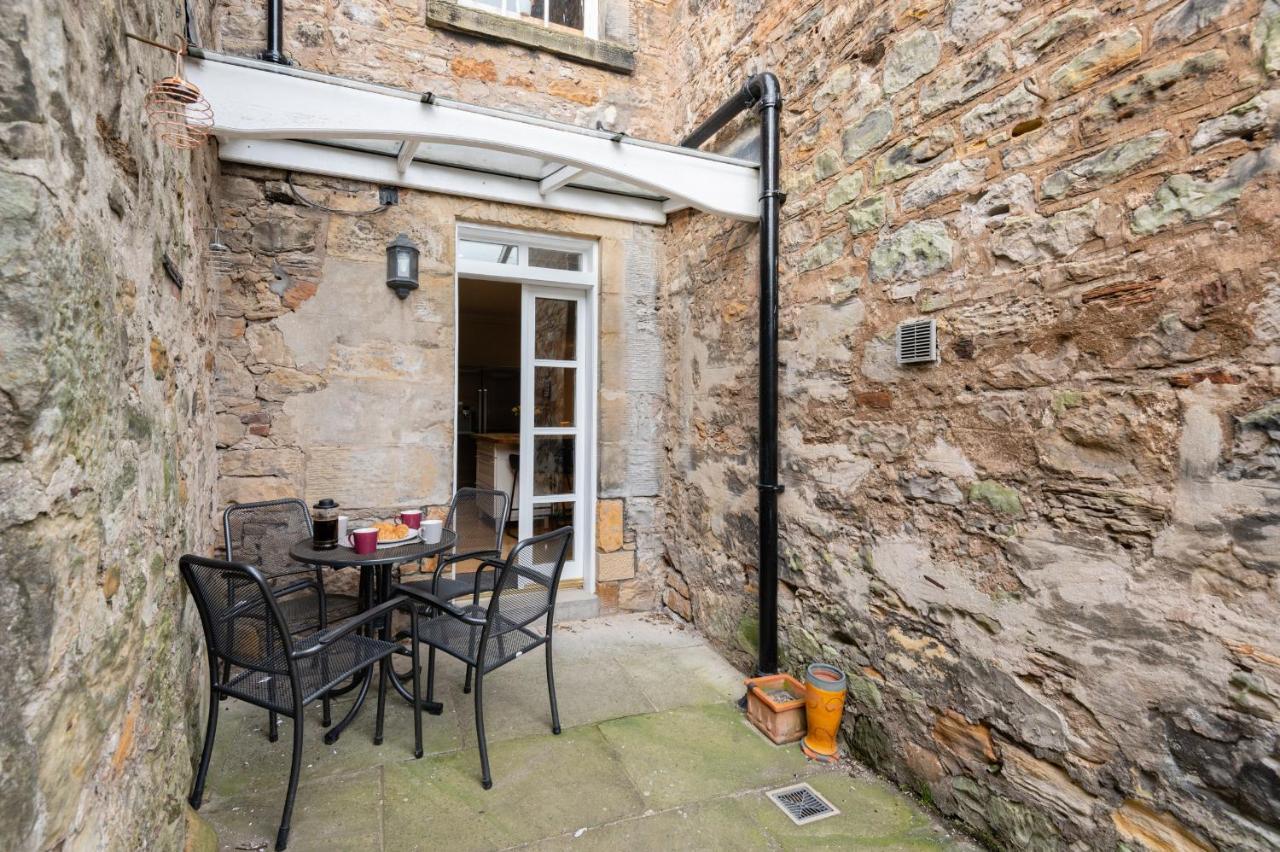 138 North Street - Luxury 2 Bed 2 Bath With Secret Garden, Summerhouse, Putting Green St Andrews Exteriör bild