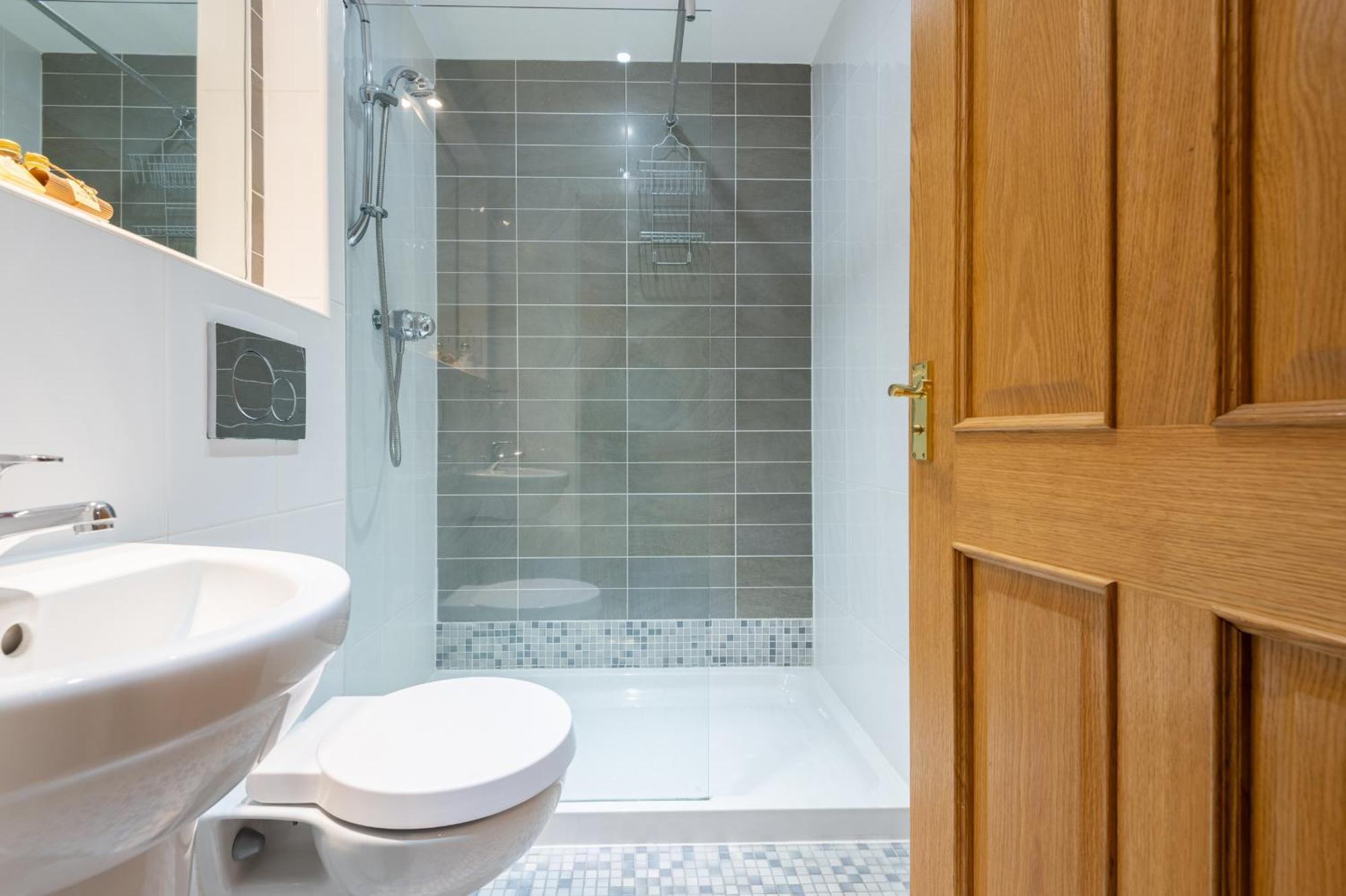 138 North Street - Luxury 2 Bed 2 Bath With Secret Garden, Summerhouse, Putting Green St Andrews Exteriör bild